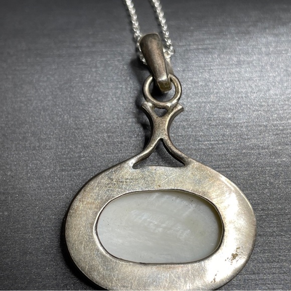 Vintage abalone shell 925 sterling silver large pendant with Mini forming pearl - Picture 8 of 9